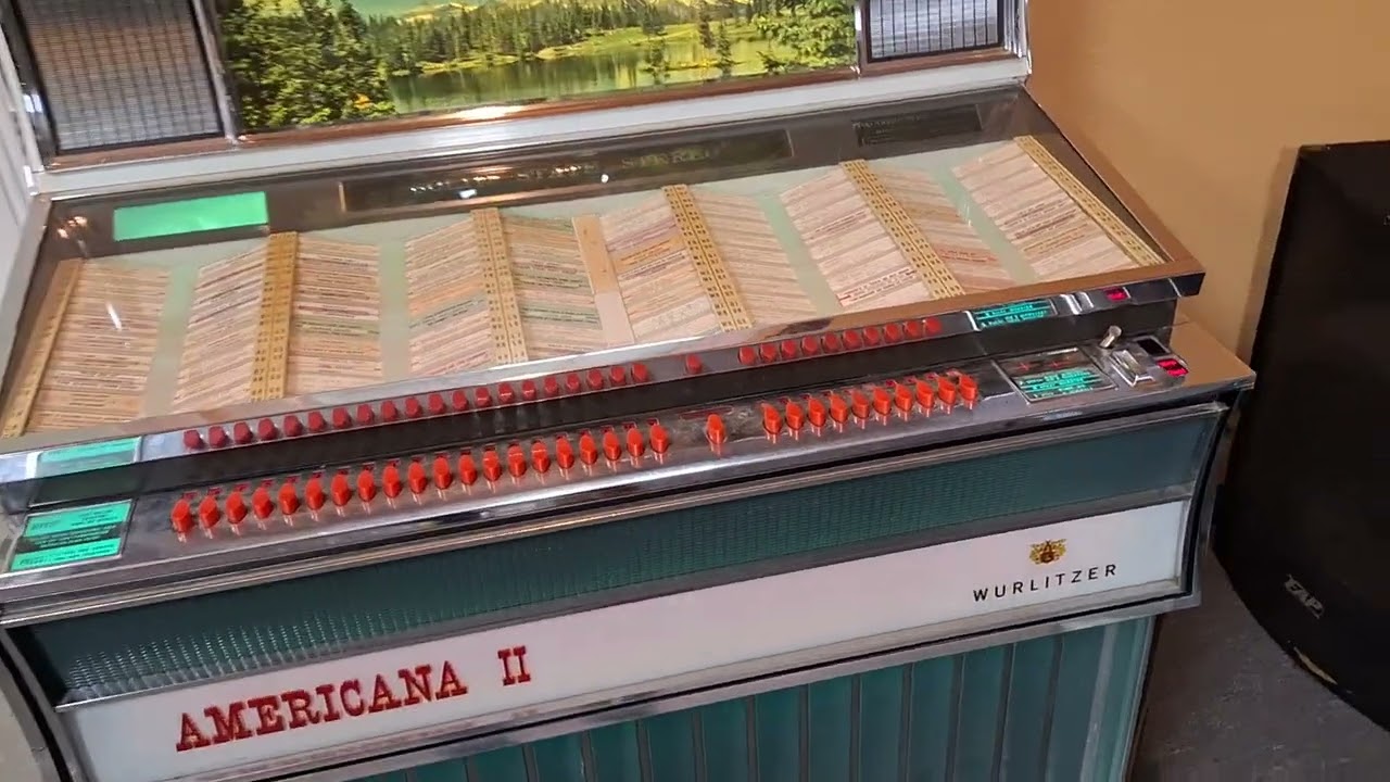 WORKING WULITZER JUKE BOX WITH RECORDS FOR SALE - YouTube