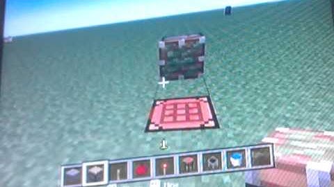 Minecraft redstone tutorial hidden crafting table