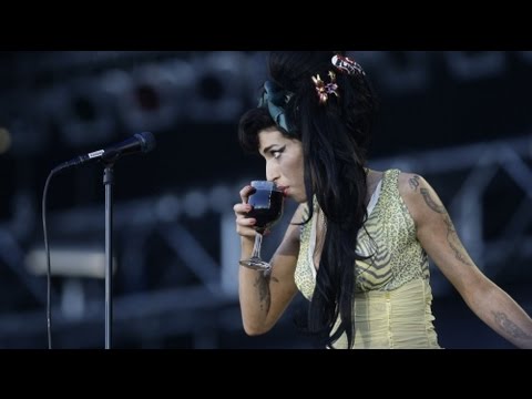 amy winehouse tuee par une absorption massive d alcool youtube