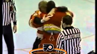 Apr 16, 1981 Don Lever vs Frank Bathe Calgary Flames vs Philadelphia Flyers