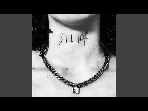 YouTubeでStill Hereを視聴