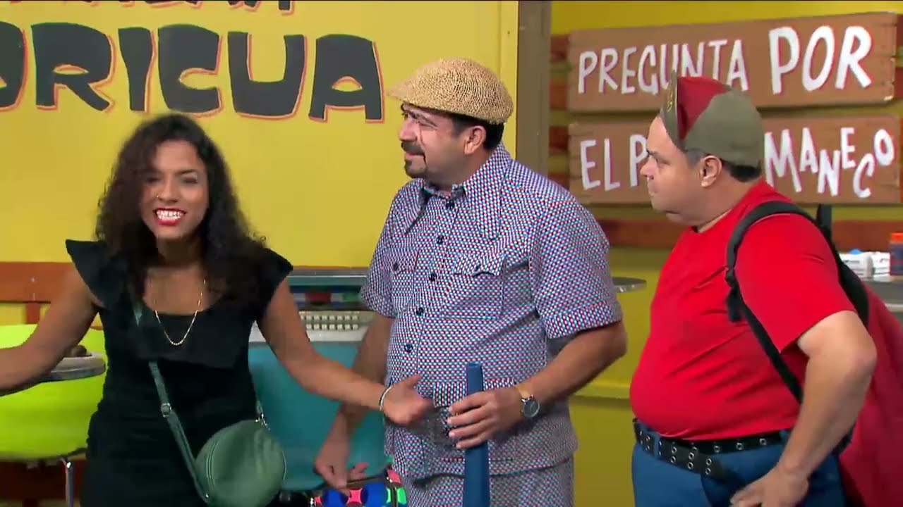 Lechonera El Boricua: "Fruit Ponche"