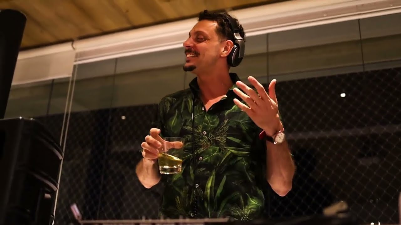 Hoje eu passei do Limite - R. Farráh