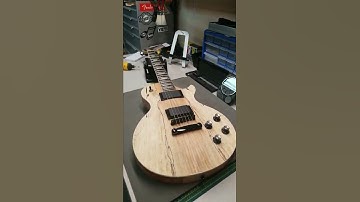 Op de werkbank - Spalted Maple Les Paul kit gitaarkit van SoloMusicGear