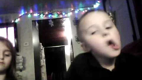 Webcam video from December 17, 2013 7:22 PM