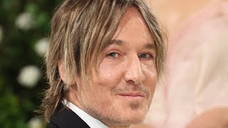 Keith Urban's Red Carpet Behavior At Met Gala Has Fans Talking