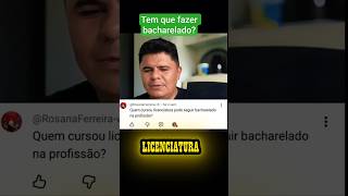 Sobre licenciatura e bacharelado