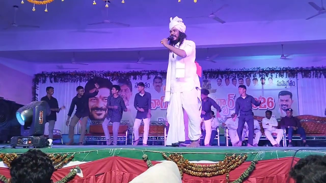 Singing a song rela Ravi singer #gondisongs #newgondisongs 