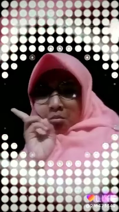 Putri nia ramadani