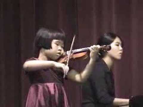 Gabrielle Chou (6 years old) - Hungarian Dance No....