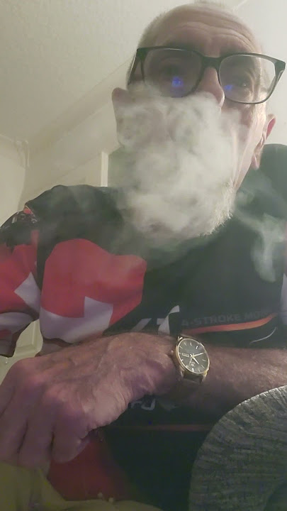 hauling on double red 100s best smoke