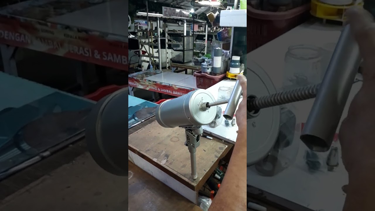 menggunakan cetakan churros