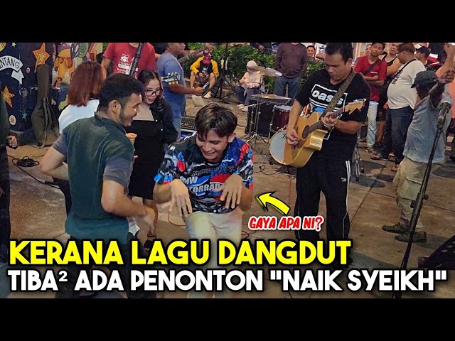 Banyak permintaan lagu dangdut ! Rupanya ada yang nak keluar menari class=