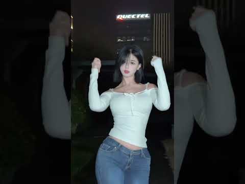 Soft Chinese Moves = Pure Magic ✨ #ChineseShorts #ChinaShorts #ChineseVideos #ViralShorts