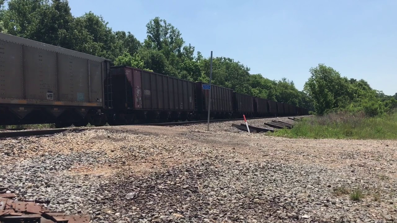 CREX 1506 Leads A NB Empty Coal Through Cynthia CP With CN 2816 As DPU ...