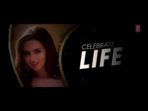 Aise Na Mujhe Tum Dekho