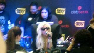 LADY GAGA @ BEST BUY