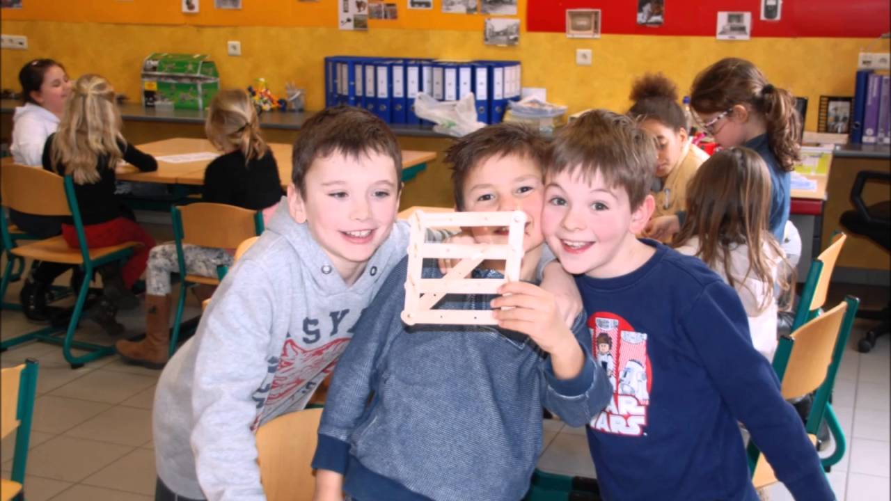 Techniek: supportershandjes knutselen