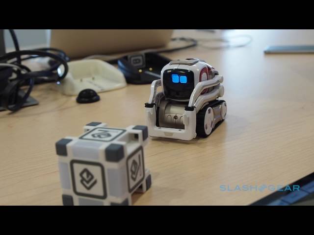 Meet Cozmo, the AI robot with emotions - Video - CNET