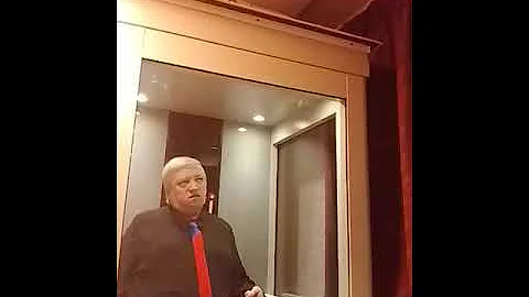 What if this lift gets stuck!  (A tongue in cheek ...