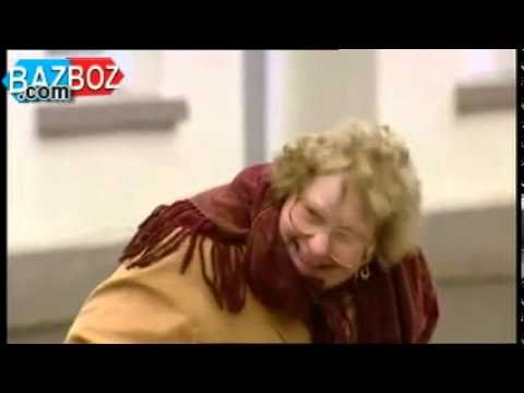 مضحك جدا كبار السن قطع الشارع كشكول