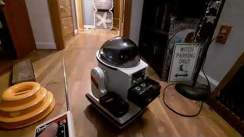 Omnibot 5402 testing after repairing