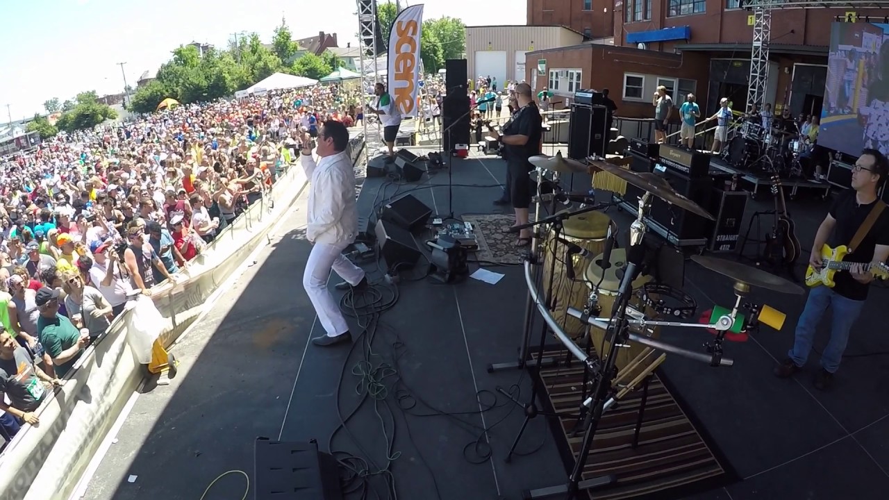 Showtime the band (Utica, NY) performing "Renegade" by Styx 2017