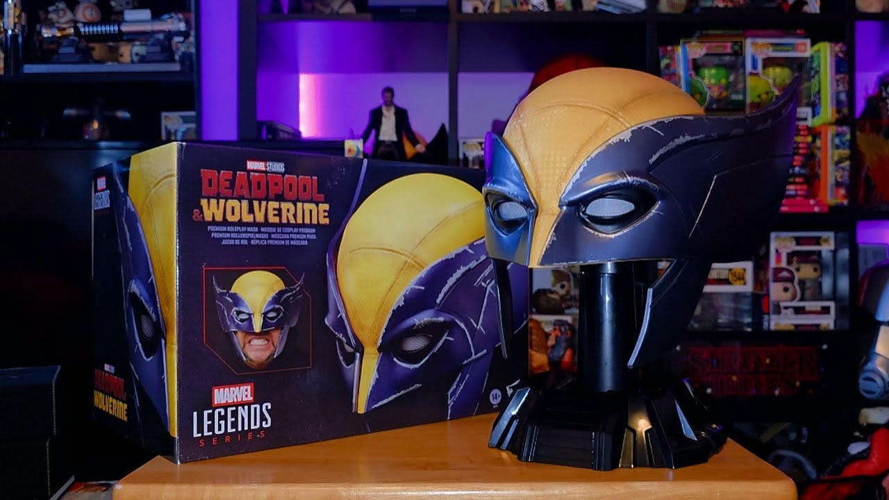 Marvel Legends Series: Wolverine Premium Roleplay Mask Unboxing