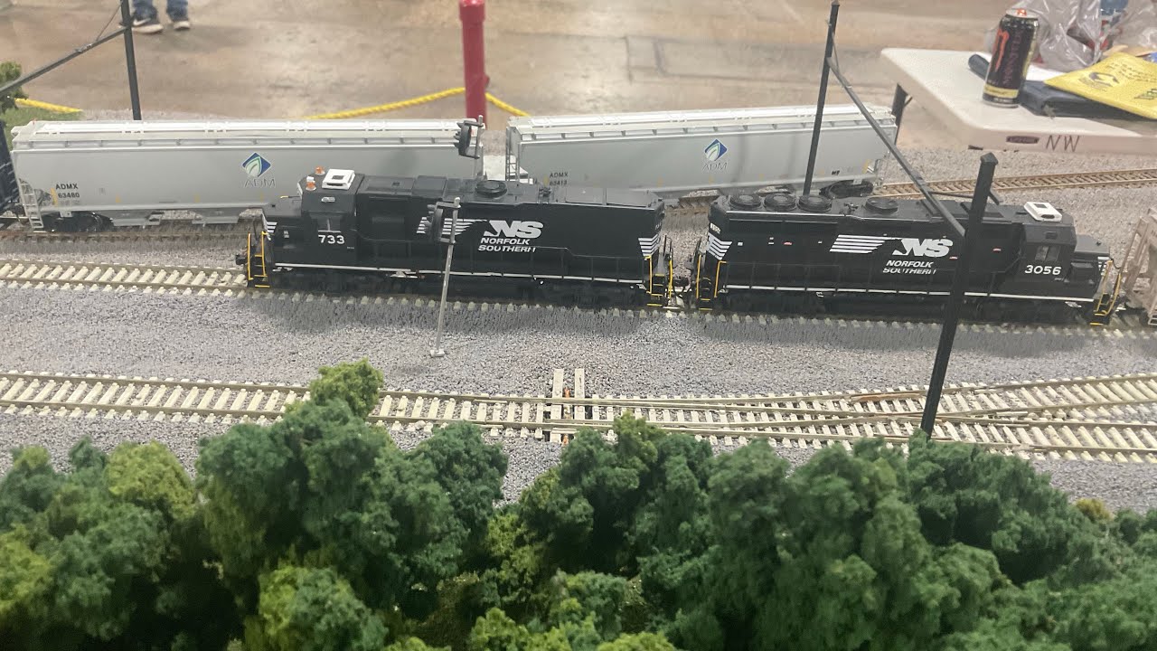 Model Train Show In Oaks PA YouTube