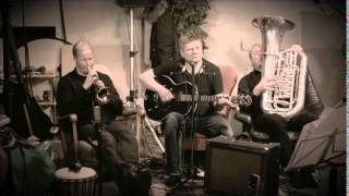 Suutarin Tyttären Pihalla