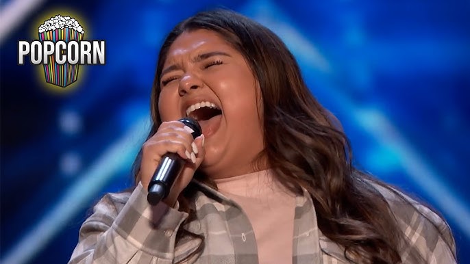 Star Academy 2023 - Lénie et Camille Lellouche chantent N'insiste