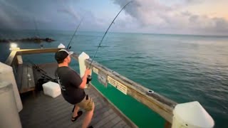 Hooked Up to a Shark! Florida Keys Shark Fishing!!