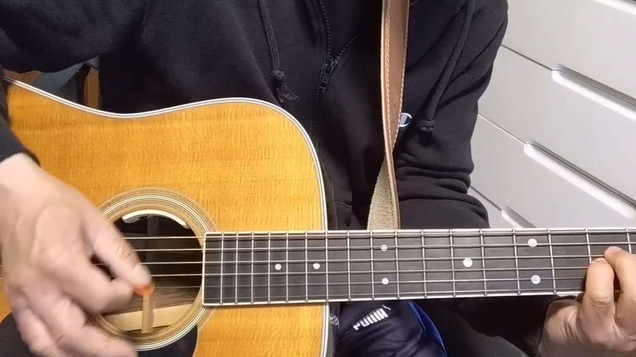 Tomorrow never knows/Mr.Children/弾き語りカバー - YouTube