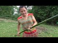 Amazing Fishing: Primitive Skills Fishing Catch Big Fish At River - Skills Find Fish For Survival