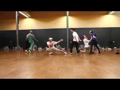 Koharu, William, Jack, Samantha, Franzi & Rosario :: "Adorn" by Miguel :: UDC 2013