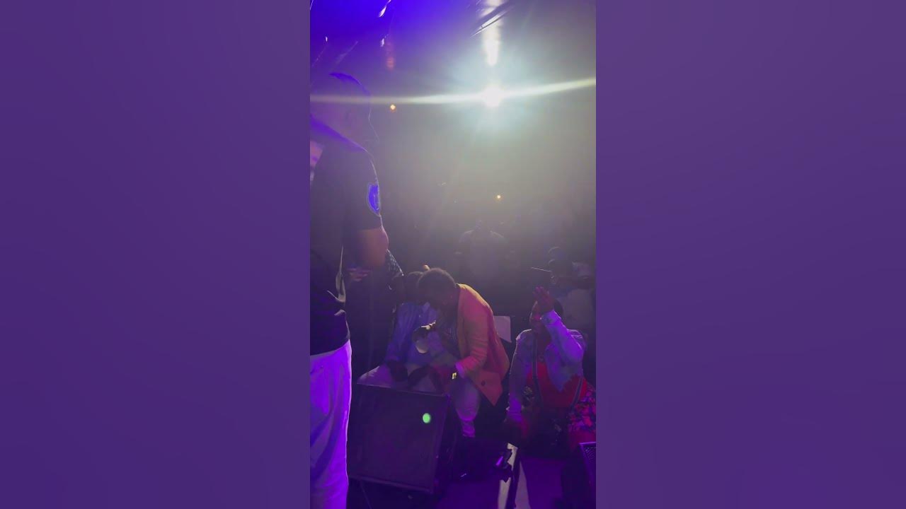 Anthony Q performs “Try Loving Me” in front of a sold out crowd in his hometown Memphis #viral