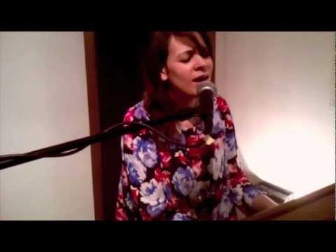 A Falling Through (Ray LaMontagne cover by Rachèl Louise)