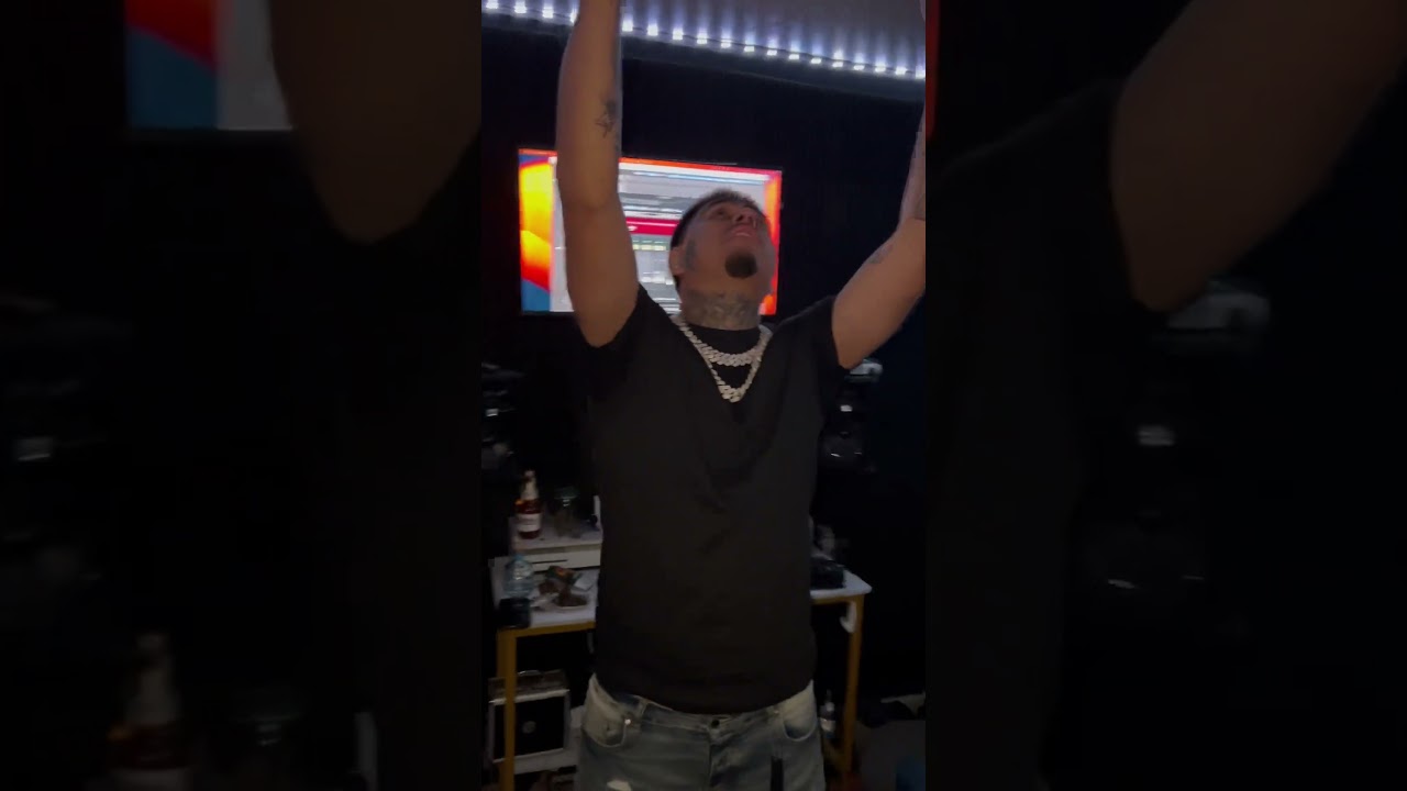 Bkandz switchin it up for u guys ‼️‼️ HOW YALL FEELN YEA OR NO ‼️‼️ 