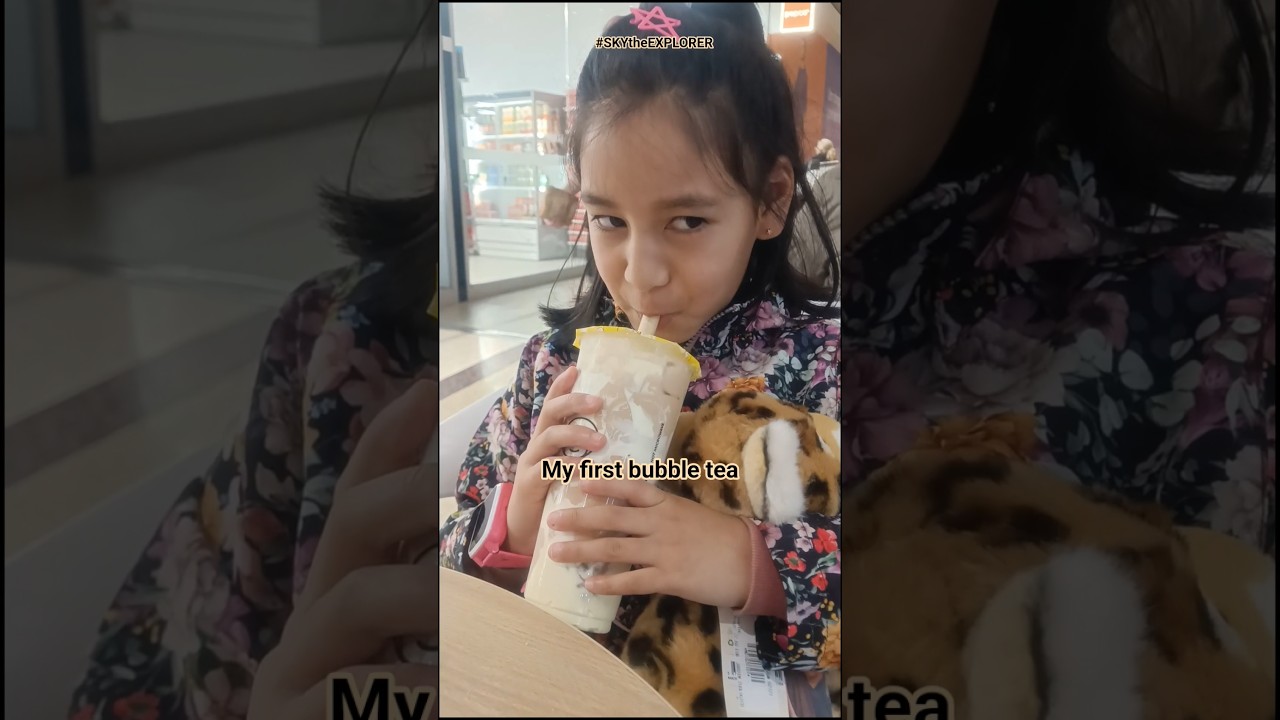 🧋First time trying #bubbletea #happylemon #portugal #kidsvideo #lisbon auf YouTube ansehen 🧋First time trying #bubbletea #happylemon #portugal #kidsvideo #lisbon auf YouTube ansehen