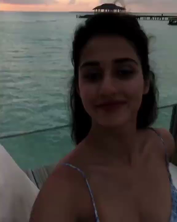 Disha Patani big boobs🔥🔥🔥