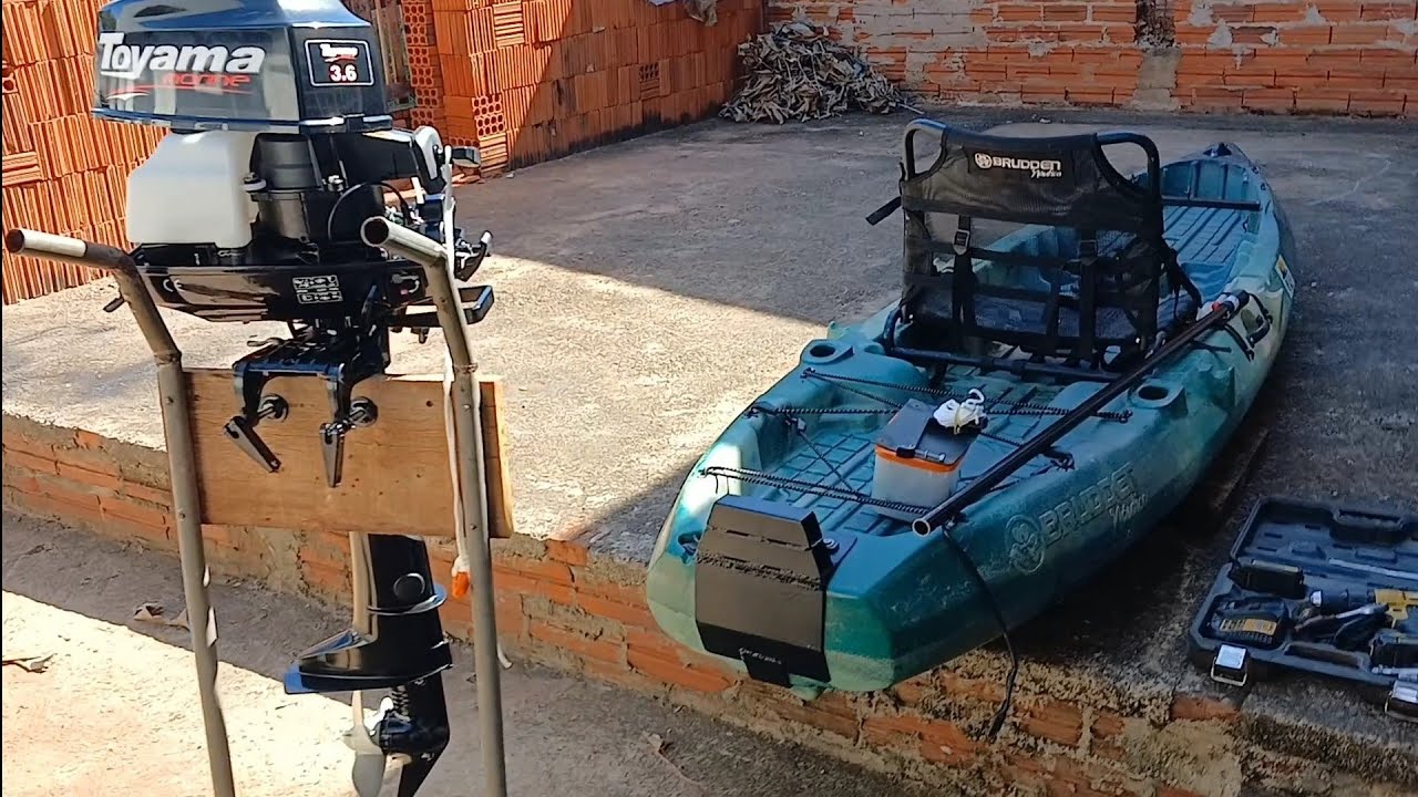 ADAPTEI UM MOTOR TOYAMA 3.6HP NO MEU CAIAQUE (COMBAT)