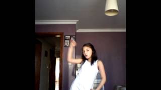 Meghan Tranior All About That B Dansı