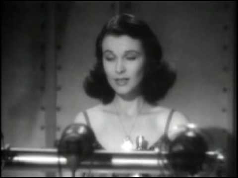 Vivien Leigh accepts her Oscar