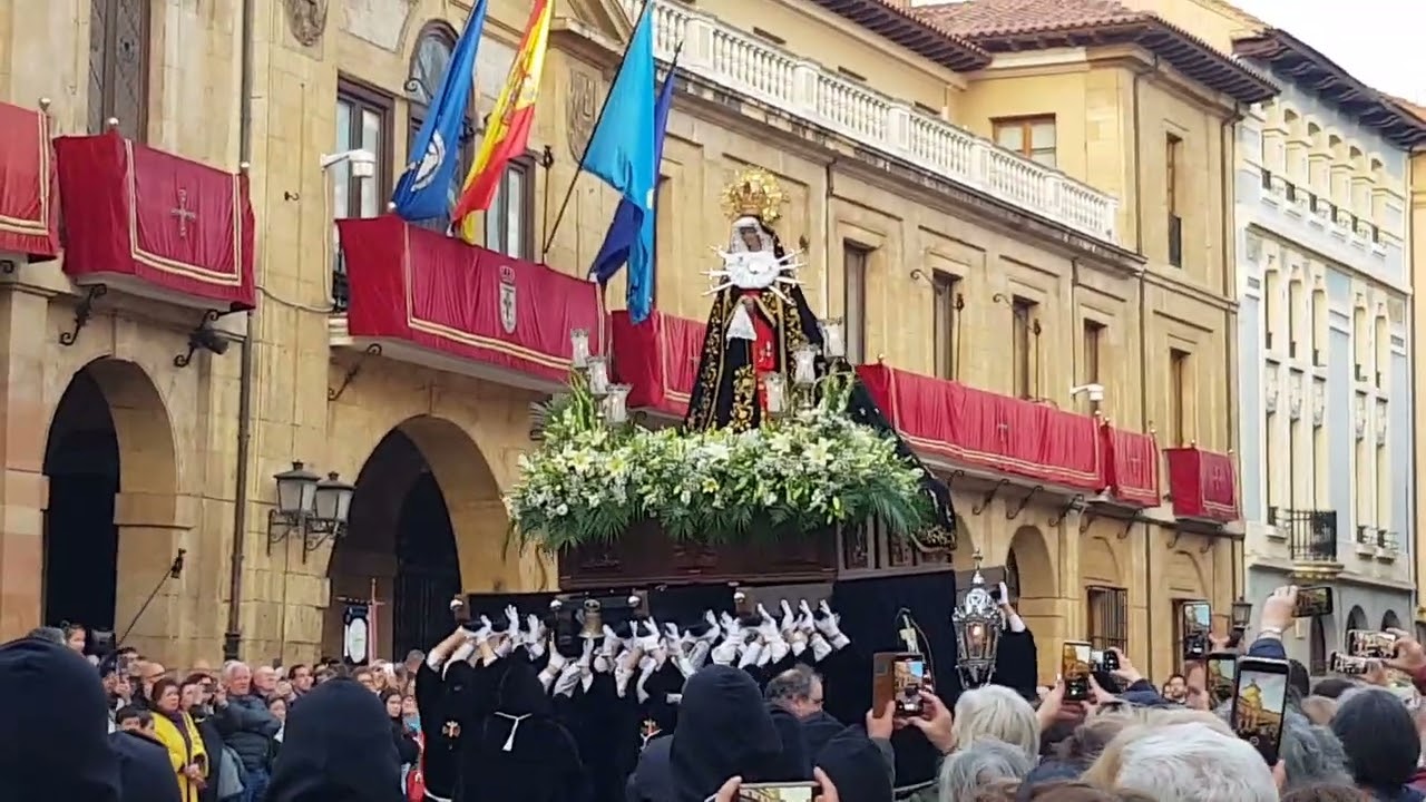 Procesion Viernes Santo 2023 Oviedo de Virgen Dolores