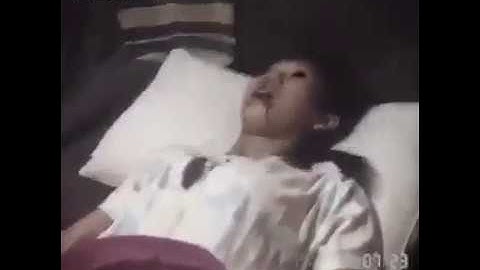 Cô gái Thái Lan bị ma nhập, yếu tim đừng click