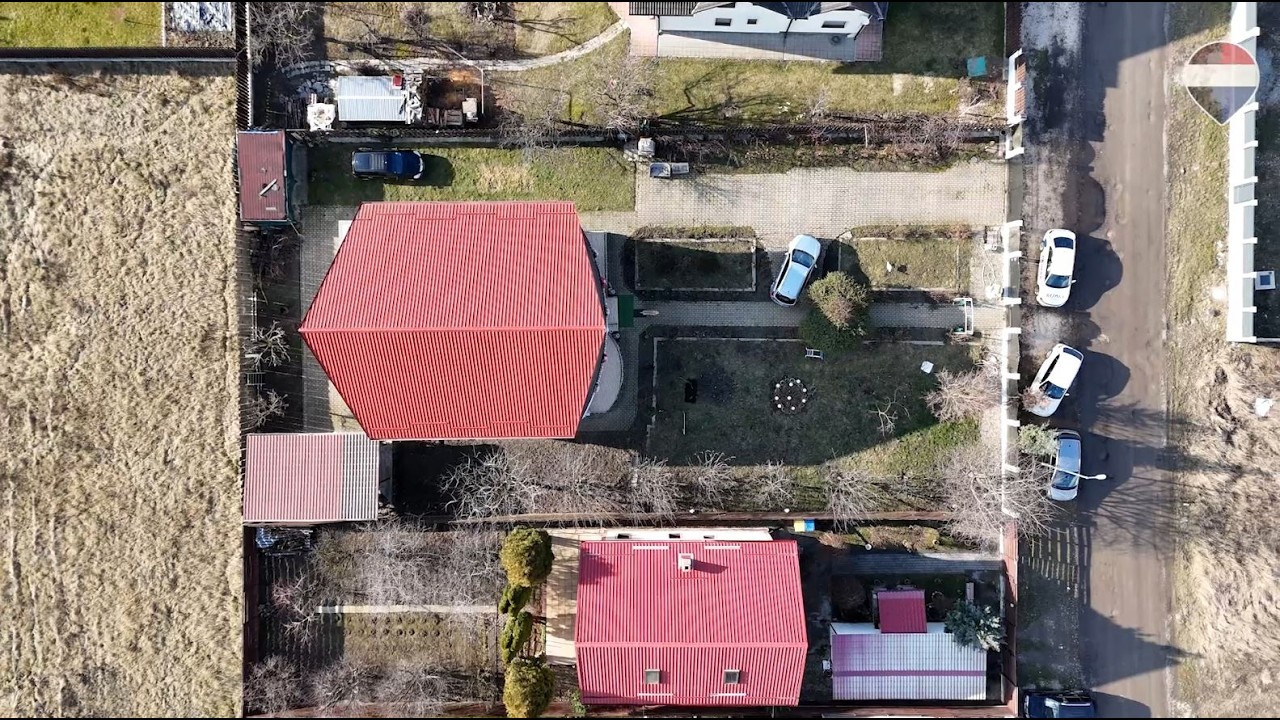 Casă/Vilă individuală | P+E+M | Teren 1075 mp | Cristian