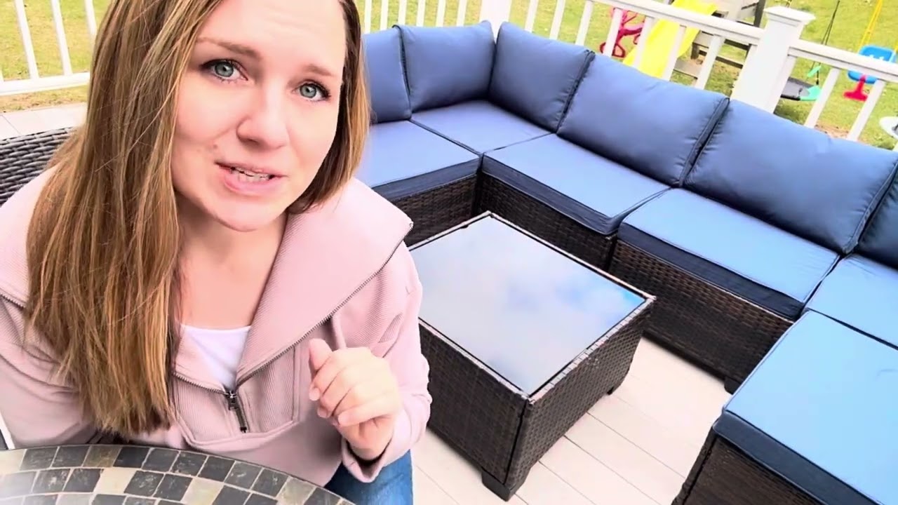 Customize your outdoor space with this 7 piece patio set!