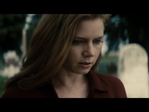 Lois Lane in search of Superman | Man of Steel