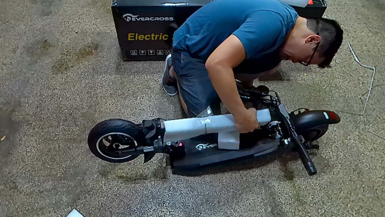 Unboxing Evercross Electric Scooter with 800W Motor, Up to 28MPH & 25