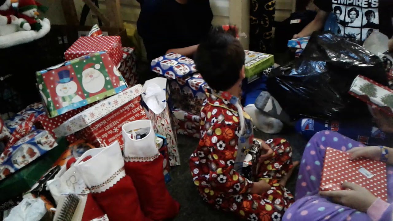 Opening Christmas presents 2017 part 1 - YouTube